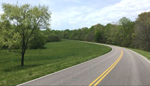 l - What is the Natchez Trace Parkway? - Cycling the curves of the Natchez Trace Parkway