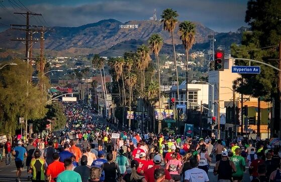 Human Powered Movement - Journal - The Power of Community - Los Angeles Marathon - Hollywood Sign - Running